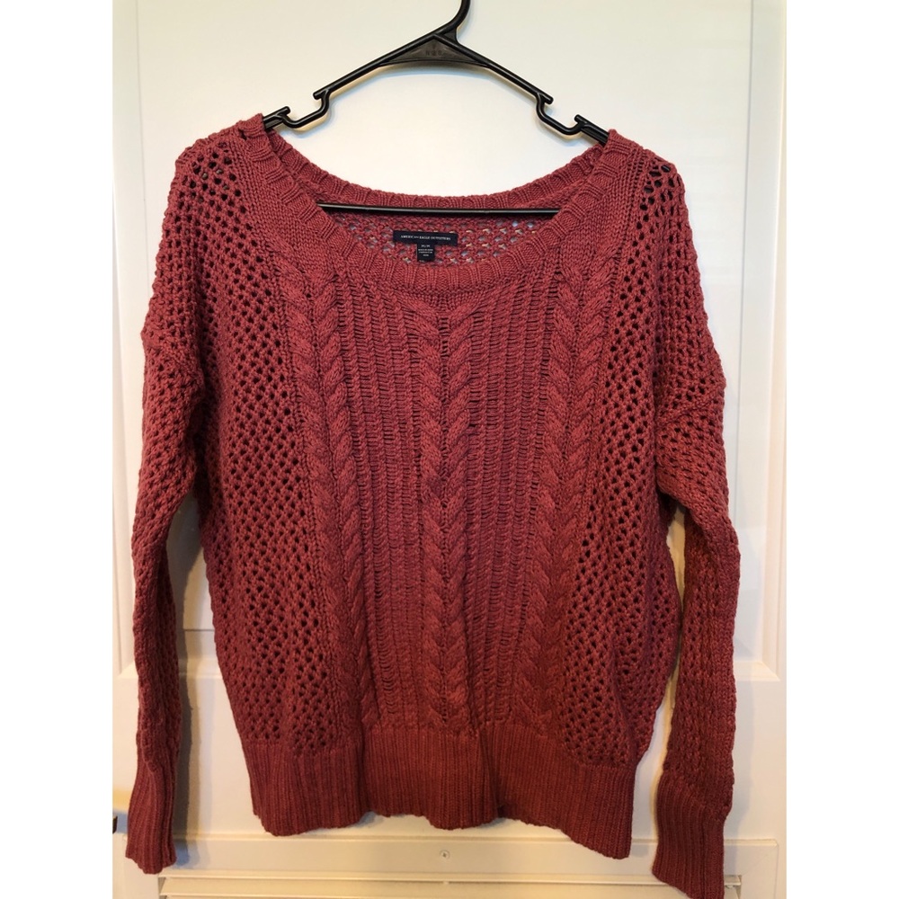 American Eagle Stweater